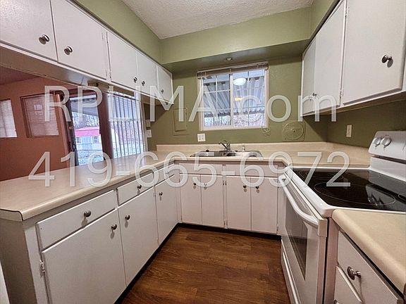 2nd image of 602 Mackenzie Dr