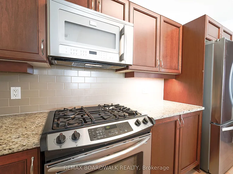 401 Golden Ave #1005 — Photo 11
