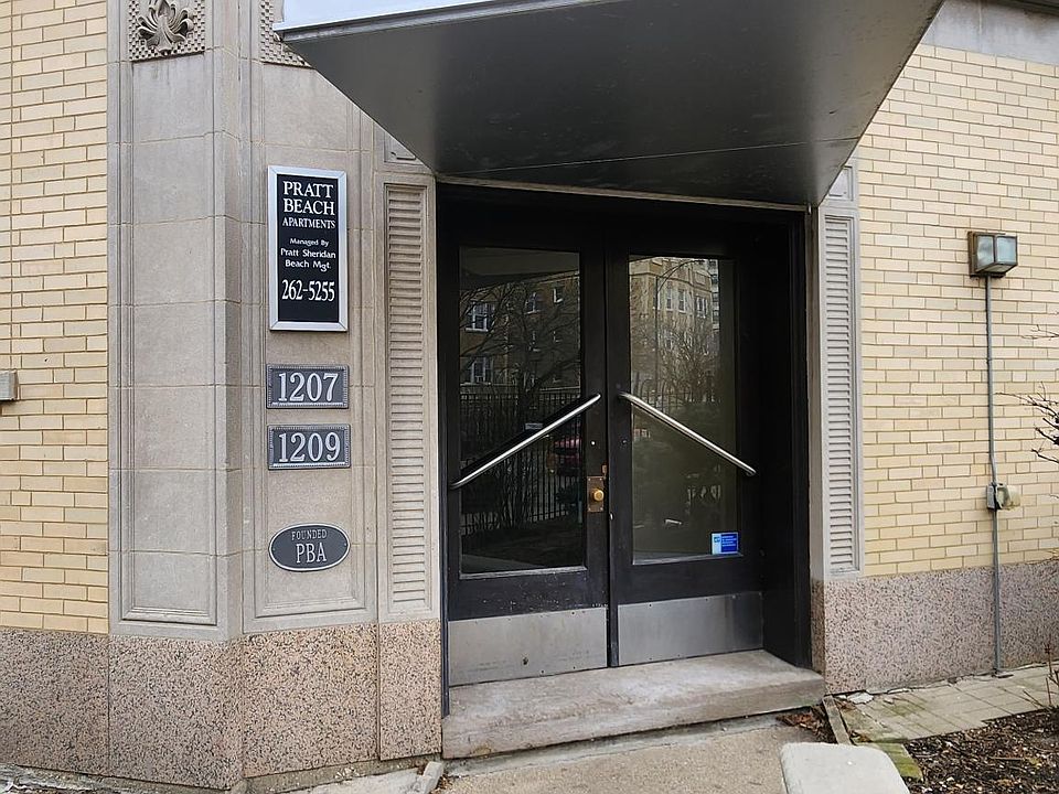 2nd image of 1207 W Pratt Blvd APT 1
