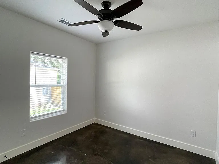 722 E Woodard St #75020 — Photo 5