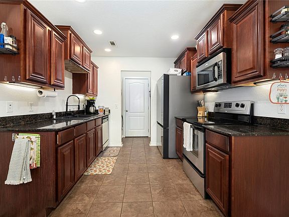 2nd image of 2463 Heather Lynn Ln
