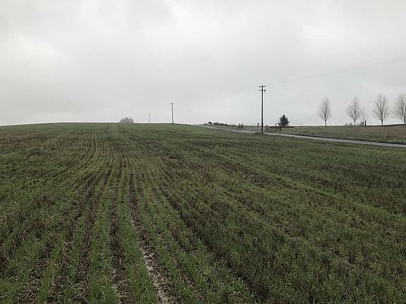 2nd image of 0 E B St