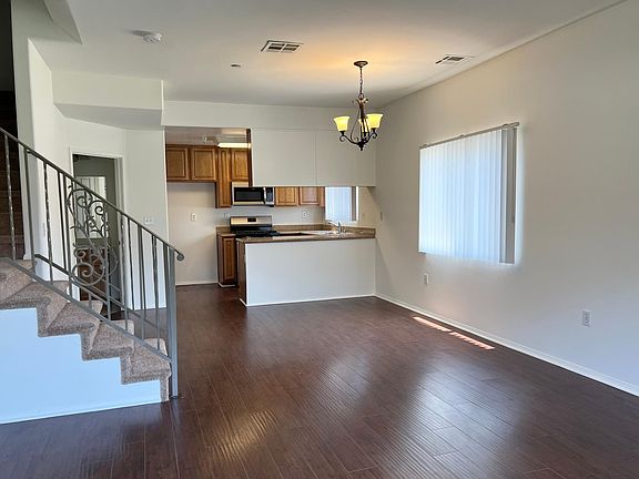 3rd image of 5332 Ben Ave #100