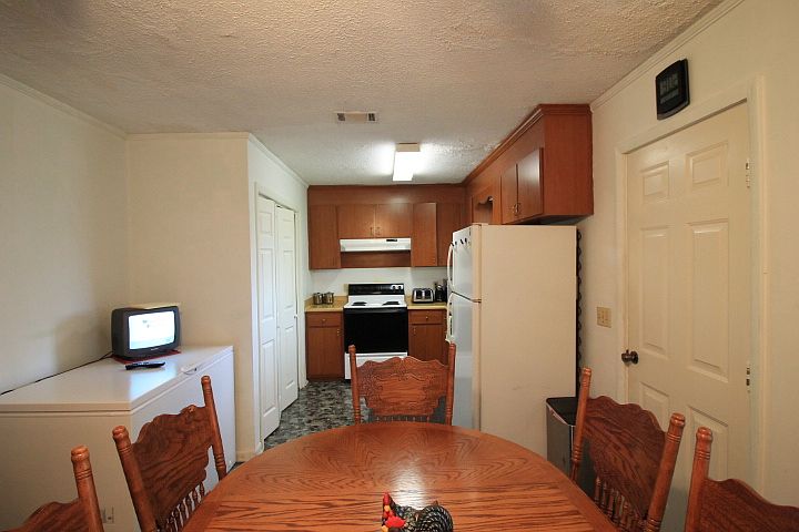 2nd image of 126 Edgewood Dr