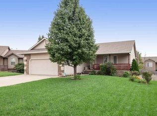 3674 N Forest Ridge Ct, Wichita, KS 67205