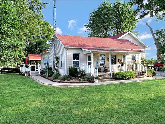 2nd image of 1485 N County Road 1900e