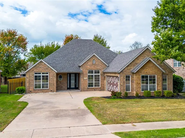 5408 S Shearwood Dr, Rogers, AR 72758