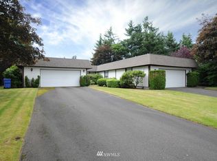 8613-8615 Onyx Dr SW, Lakewood, WA 98498