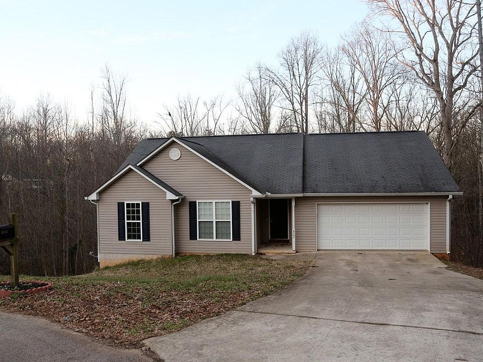 Culdesac with privacy
