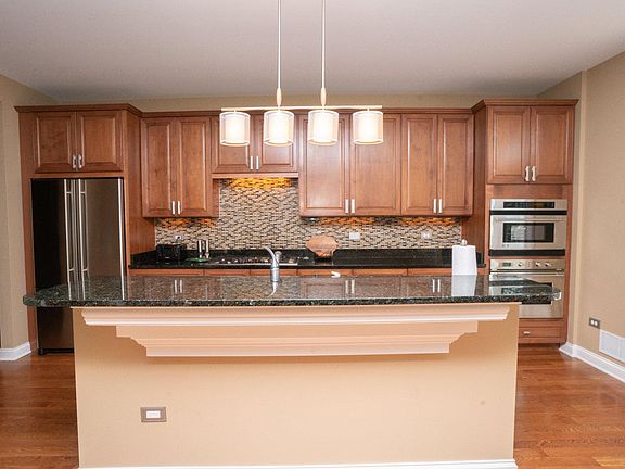 4th image of 1844 Admiral Ct