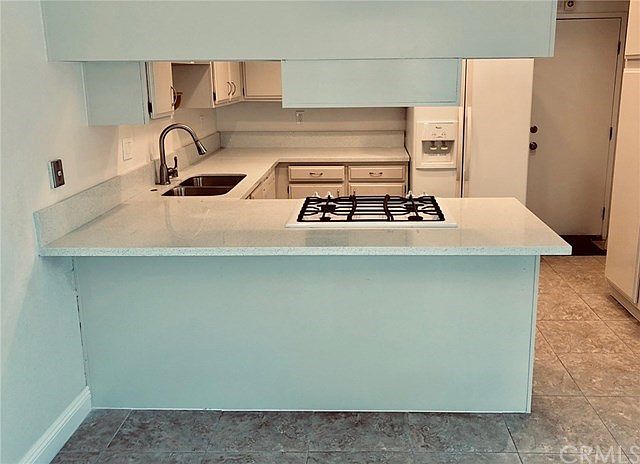 1st image of 2856 N Oceanview Ave