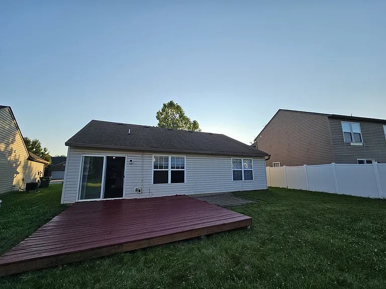 2319 Layton Park Dr — Photo 22