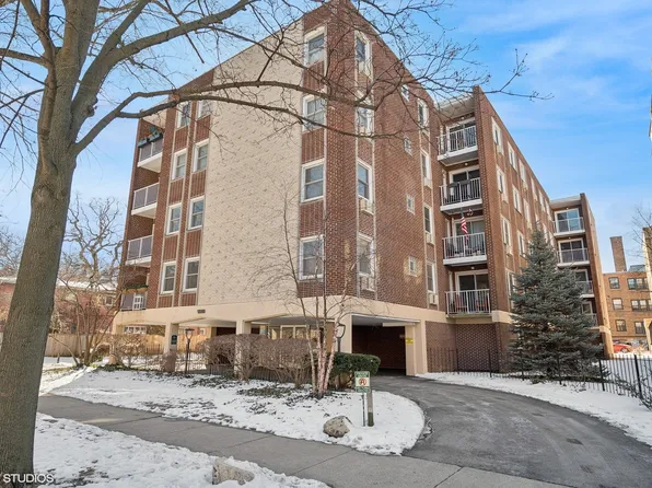 1310 Maple Ave APT 3B, Evanston, IL 60201