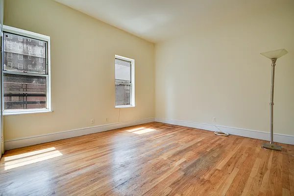 Rented by Compass | media 12