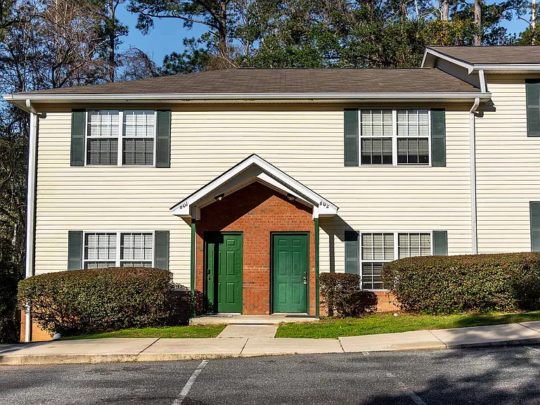 2403 Hartsfield Rd #602-1 — Photo 1