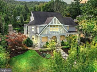 1407 Mahantongo St, Pottsville, PA 17901
