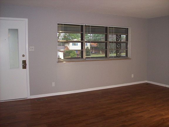 3rd image of 9005 Camero Ln