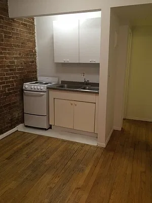 Rented by Acacia Realty | media 2