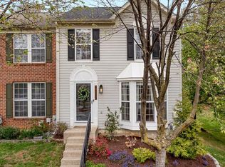 9525 Oakhurst Dr, Columbia, MD 21046