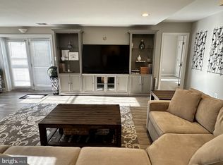 3313 Prosperity Ave, Fairfax, VA 22031