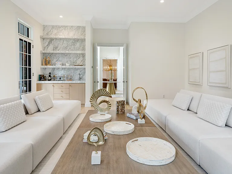 73 Wainscott Stone Rd — Photo 11