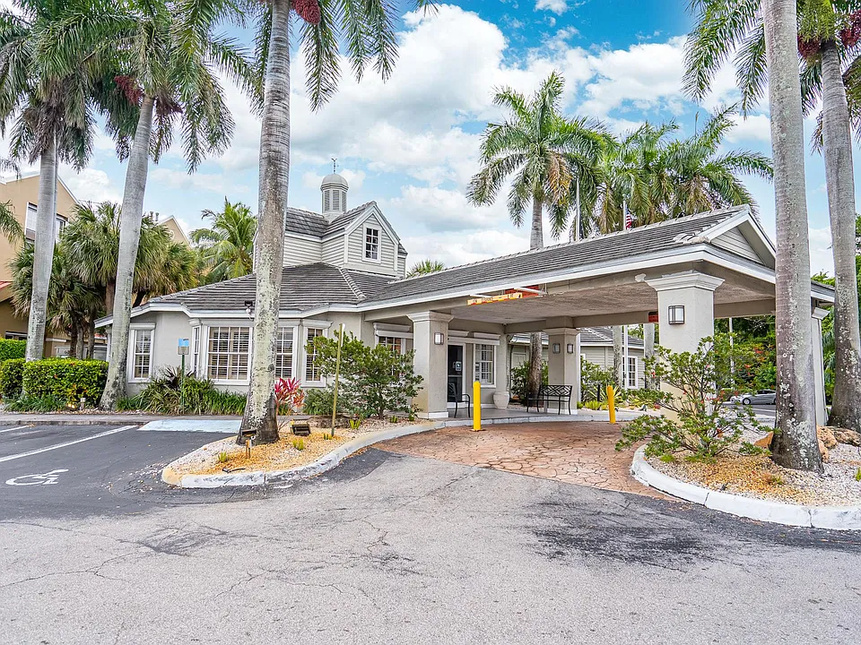 2520 Stirling Rd #307