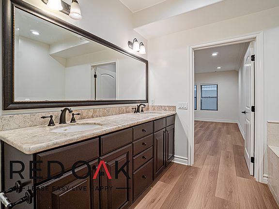 3rd image of 12104 Hoffman St APT 202