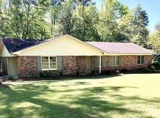 208 Trinity Rd, Dublin, GA 31021