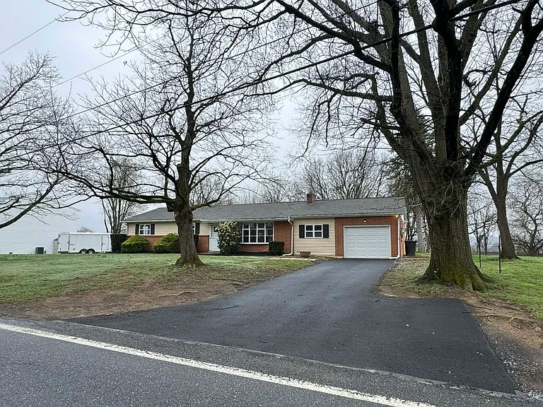 6641 Conway Rd — Photo 28