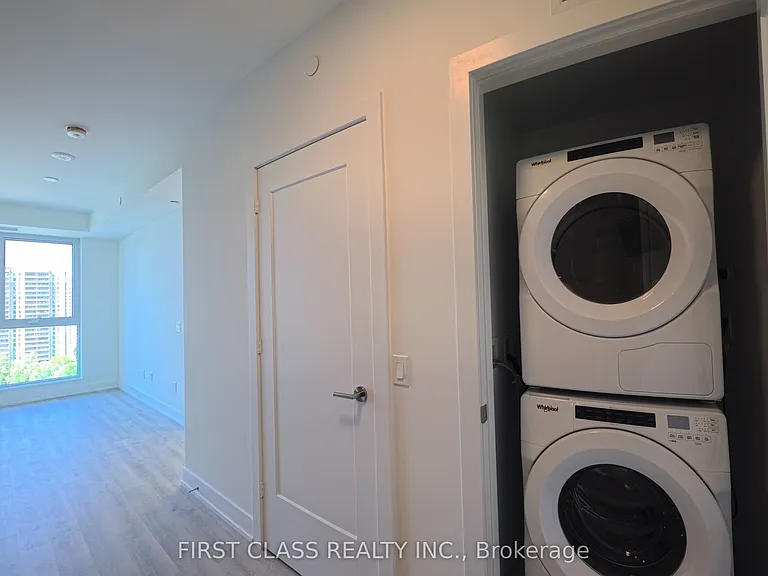 25 Cordova Ave #1407 — Photo 10