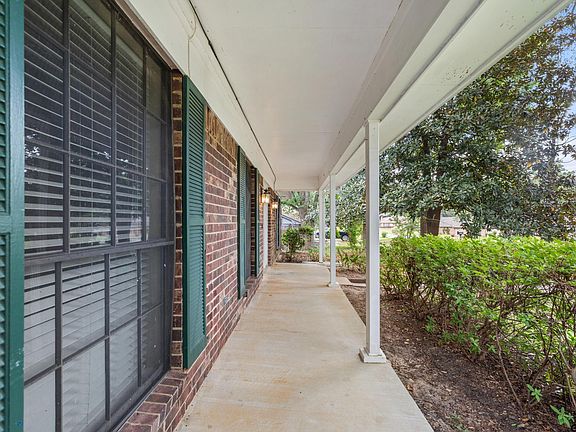2nd image of 15049 Northwood Dr