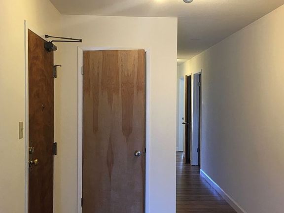3rd image of 3251 Gough St APT 2