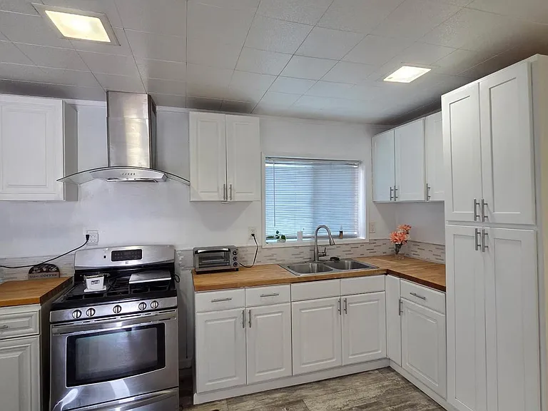 18225 Brightman Ave #B — Photo 4