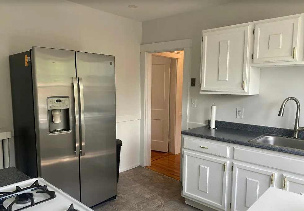 5 bed, 9999 sqft, $7,250 — Photo 4