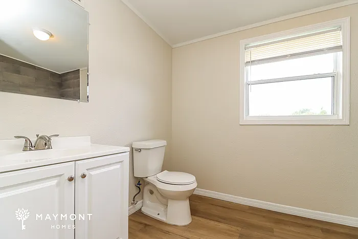 107 E Spruce St — Photo 12