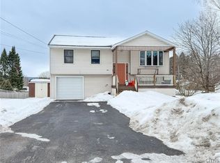 1500 Redwood Ave, Utica, NY 13502