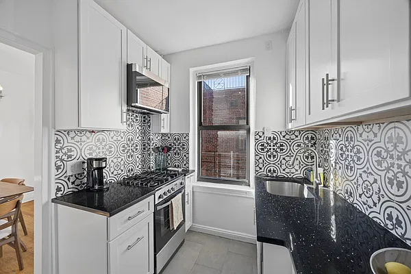 Kitchen, photo 1