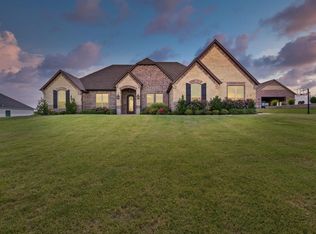 329 Kenyon Ct, Granbury, TX 76049