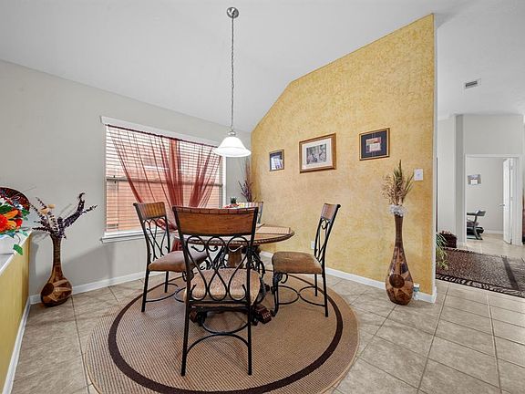 4th image of 8306 Calico Canyon Drive