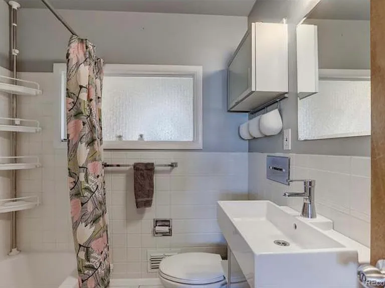 5476 E Atlantic Pl — Photo 10