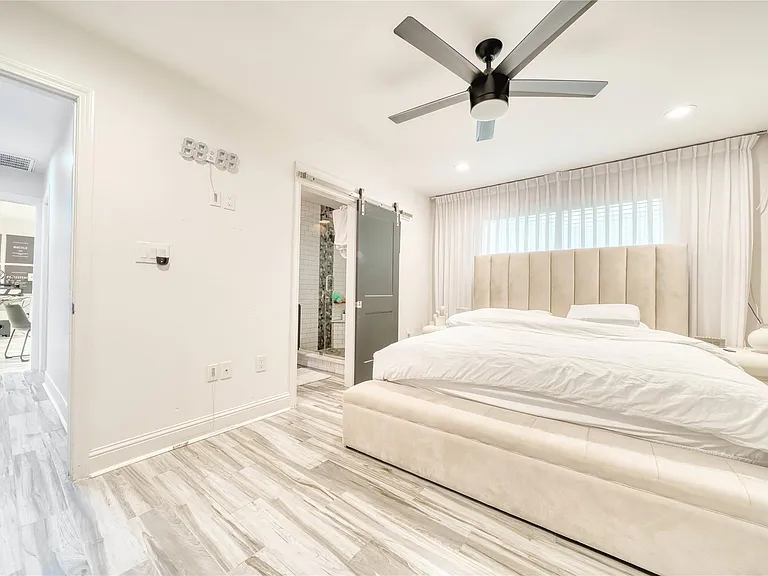 5911 Dawnridge Dr — Photo 26