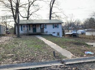 106 Ricedale Cir, Drakesboro, KY 42337
