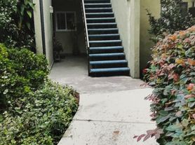 5001 Stoney Creek Rd, Culver City, CA