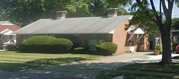 1st image of 4456 Far Hills Ave