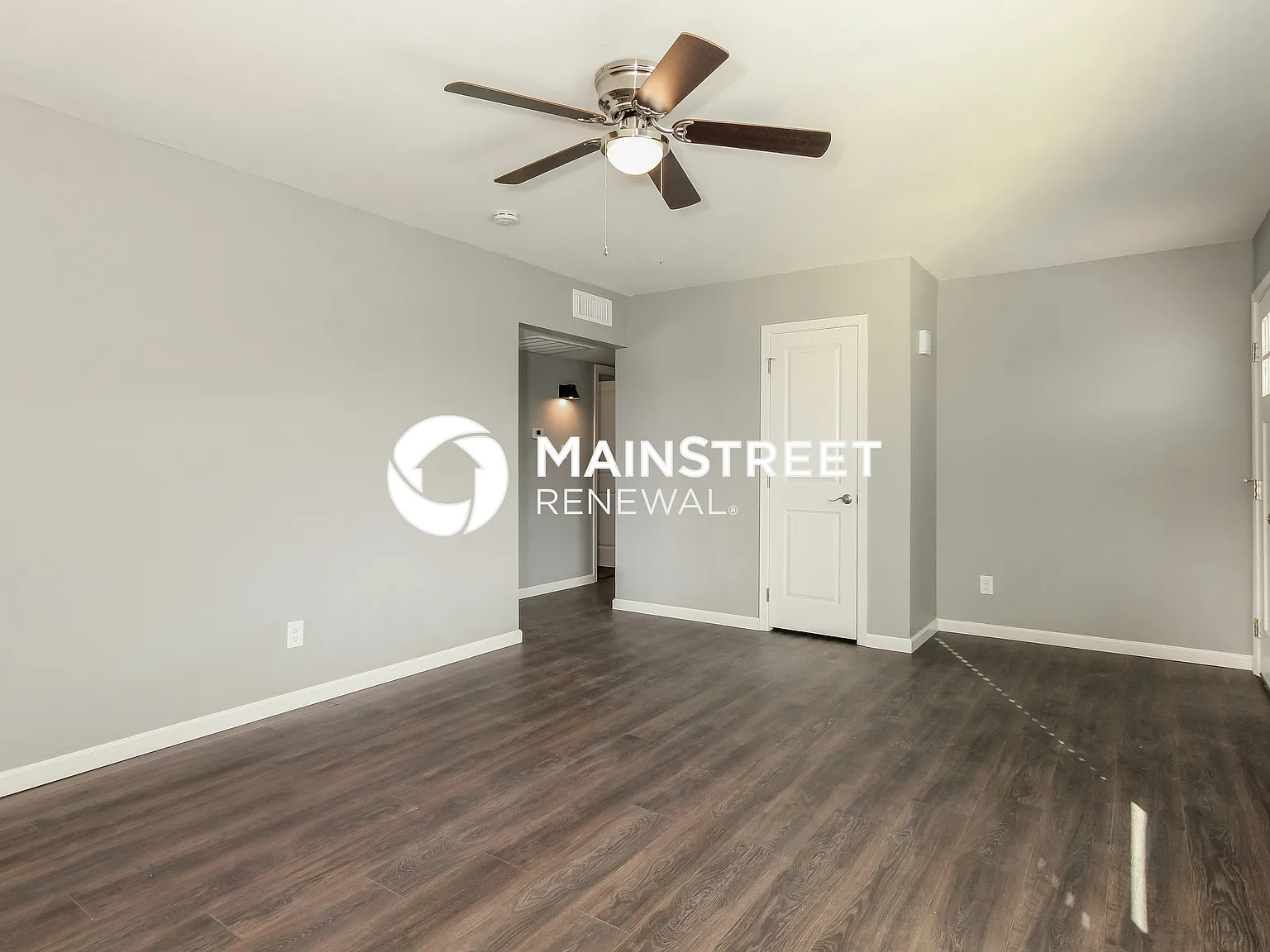 3236 W Desert Cove Ave — Photo 4