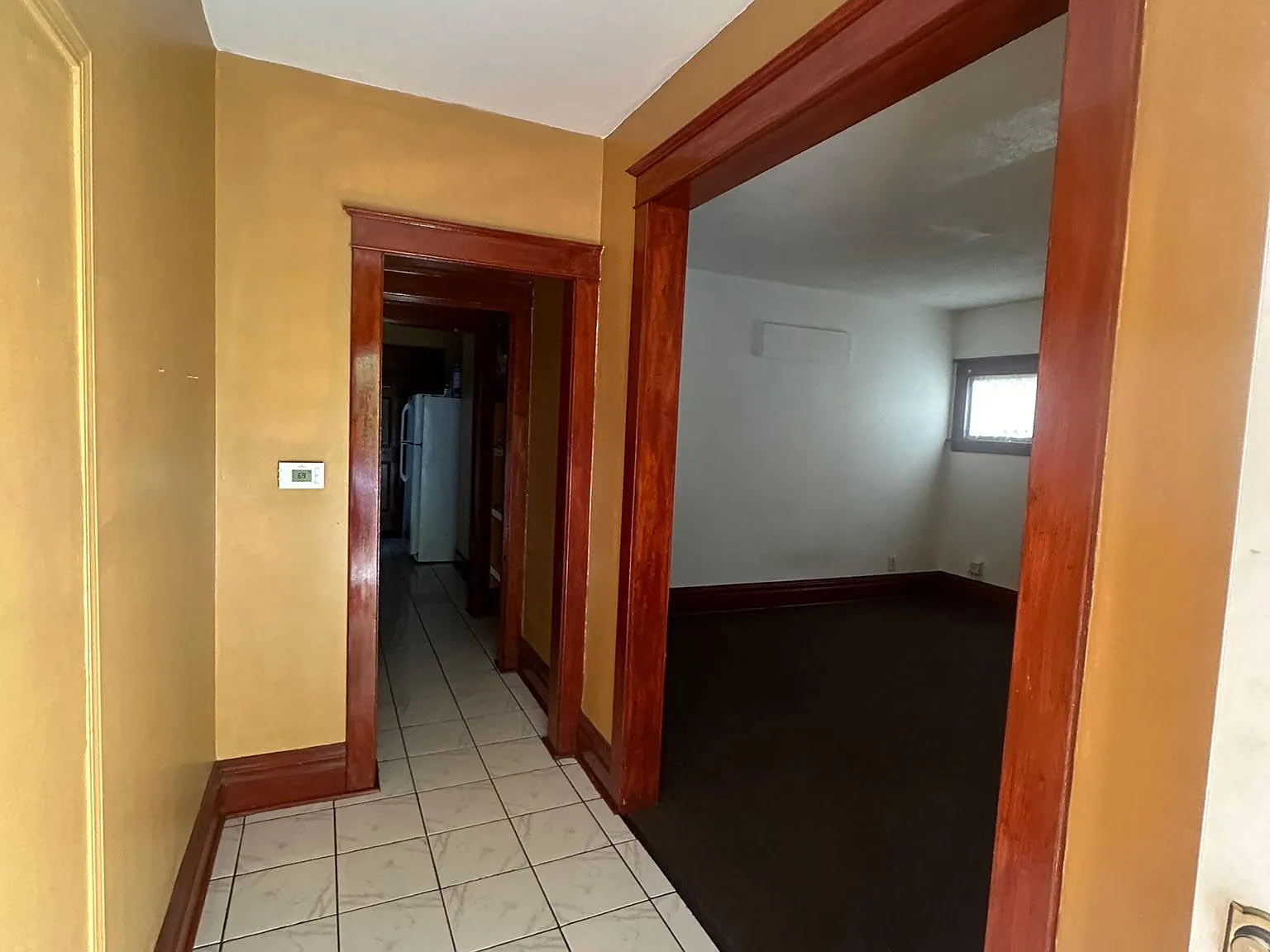 2 bed, 1020 sqft, $1,900 — Photo 2