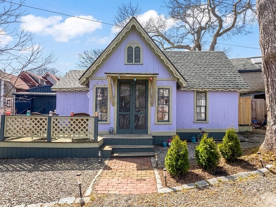 1st image of 1 Pease Ave