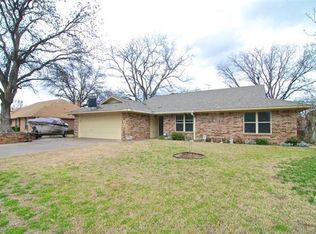 1111 Red Bird Ln, Granbury, TX 76048