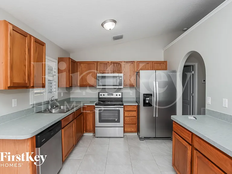 1309 Buffing Cir SE — Photo 5