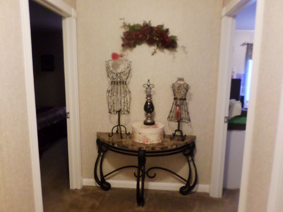 1st image of 179 Landen Ln